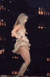 Gayloranti Taylor Swift GIF - Gayloranti Taylor Swift Eras Tour GIFs