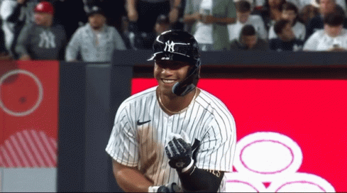 Gleyber-torres GIFs - Get the best GIF on GIPHY