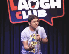 appurv gupta comedy bar comedy stint comedic gesture the laugh club
