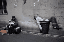 Homeless Lady GIF - Homeless Lady Man GIFs