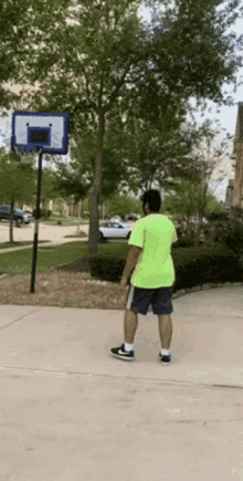 Simp Basketball GIF - Simp Basketball Airball GIFs