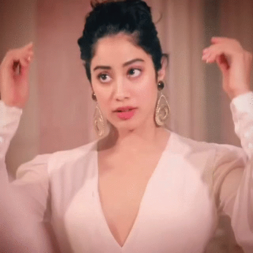 Janhvi Kapoor Janhvi GIF - Janhvi Kapoor Janhvi Hair - Discover & Share GIFs