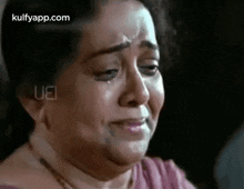 Crying.Gif GIF - Crying Malayalamllika Sukumaran Chotta Mumbai GIFs