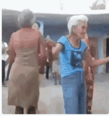 Dancing Abuelita GIF - Dancing Abuelita GIFs