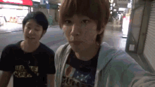 はじめしゃちょー　歩く GIF - Japanese Youtuber Walking GIFs