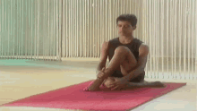 Cow Face Side Stretch GIF - Cow Face Side Stretch Stretching GIFs