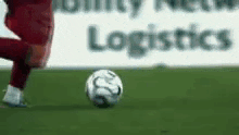Young Ronaldo Dribbling GIF - Young Ronaldo Dribbling Step Overs GIFs