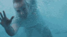 Underwater Patrick Carleton GIF - Underwater Patrick Carleton Seaway GIFs