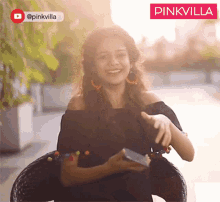 Laughing Mithila Palkar GIF - Laughing Mithila Palkar Pinkvilla GIFs