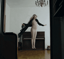 Ionnalee Changes GIF