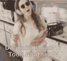 Dangerous Taco17 GIF - Dangerous Taco17 GIFs