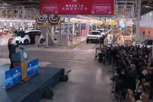 gm general motors factory zero clapping applause