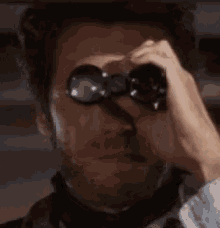 Clint Eastwood The Good Bad And Ugly GIF - Clint Eastwood The Good Bad And Ugly Binoculars GIFs