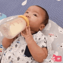 Teppybahong Baby GIF - Teppybahong Baby Drinking Milk GIFs