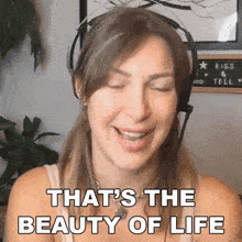 That'S The Beauty Of Life Tracy Kiss GIF - That'S The Beauty Of Life Tracy Kiss That'S The Wonder Of Life GIFs