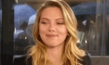 Scarlett Johansson Smile GIF - Scarlett Johansson Smile Hey GIFs