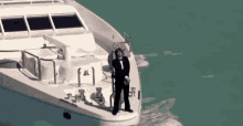 Yacht GIF - Yacht Boat King Of The World GIFs