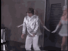 Austin Powers GIF - Austin Powers Dancing GIFs