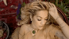 Rita Ora Sing GIF - Rita Ora Sing Pose GIFs