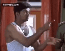 I Will Tell You Later.Gif GIF - I Will Tell You Later Gilli Movie Thalapathy GIFs