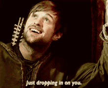 Robin Hood Just Dropping In On You GIF - Robin Hood Just Dropping In On You Smile GIFs