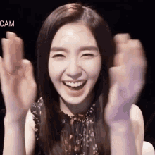 irene seuiei clapping laugh laughing