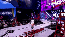 Orange Cassidy Ladder GIF - Orange Cassidy Ladder Trying GIFs
