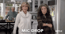 Mic Drop Grace GIF - Mic Drop Grace Jane Fonda GIFs