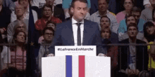 Hfr Macron GIF - Hfr Macron Siffler GIFs