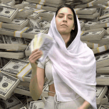 Money Fan Hijabi GIF - Money Fan Hijabi Woc GIFs