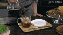 Iced Coffee Pouring GIF - Iced Coffee Pouring Drink GIFs