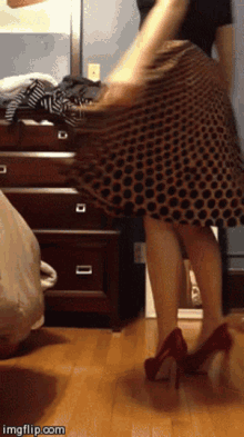 Twirl Skirt GIF - Twirl Skirt Turn Around GIFs
