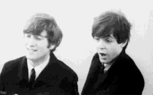 Paul Mccartney John Lennon GIF - Paul Mccartney John Lennon The Beatles GIFs
