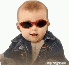 Bebê No Modo Animado De óculos Escuros Curtindo A Vibe GIF - Baby Excited GIFs