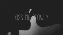 Kiss Kiss Me Slowly GIF - Kiss Kiss Me Slowly Couple GIFs