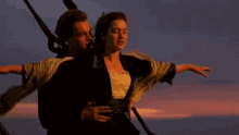 Titanic Leonardo Di Caprio GIF - Titanic Leonardo Di Caprio Kate Winslett GIFs