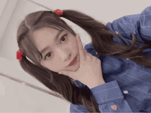 Hinatazaka46 Suzukatomita GIF - Hinatazaka46 Suzukatomita Selfie GIFs