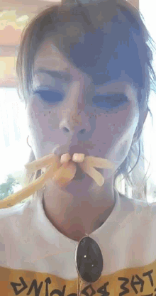 China Suarez Eat GIF - China Suarez Eat Fries GIFs