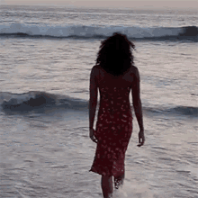 Going For A Swim Arlissa GIF - Going For A Swim Arlissa The House We Live In Song GIFs