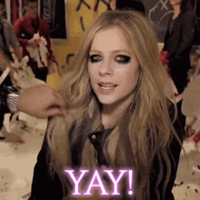 Yay Yayy GIF - Yay Yayy Avril Lavigne GIFs