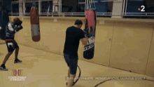 edouard phillipe boxe punching ball