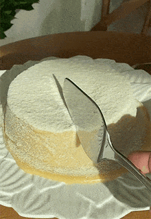 торт разрезают GIF - торт разрезают GIFs