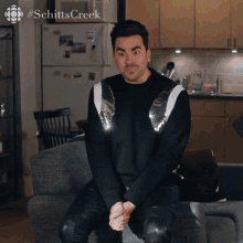 Its5pm But Good Morning Dan Levy GIF - Its5pm But Good Morning Dan Levy David GIFs