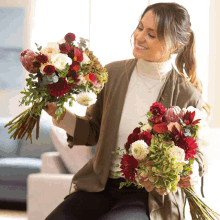Monthly Flowers Pretty Flowers GIF - Monthly Flowers Pretty Flowers Bouquet GIFs