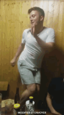 Party Enzo GIF - Party Enzo Booty GIFs