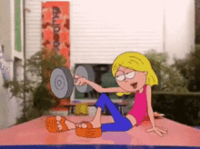 Lizzie Mcguire Muscles GIF - Lizzie Mcguire Muscles Dumbbells GIFs