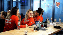 Laura Freigang Fingers Crossed GIF - Laura Freigang Fingers Crossed Eintracht Frankfurt GIFs