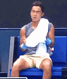 Rinky Hijikata Tennis GIF - Rinky Hijikata Tennis Towel GIFs