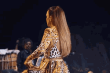Is Live Ivete Live Experience GIF
