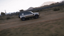 Forza Horizon 5 Land Rover Defender 110 X GIF - Forza Horizon 5 Land Rover Defender 110 X Driving GIFs